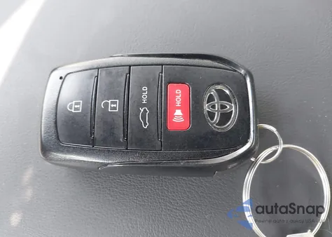 2023 Toyota Crown Limited z USA, uszkodzony, nr VIN JTDAAAAF9P3018029